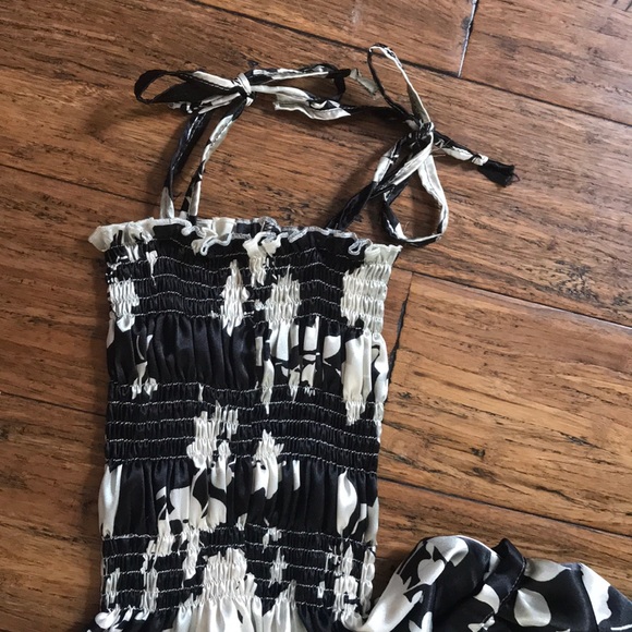 Girls size 7-8 boutique hand made satin jumper - Picture 2 of 3